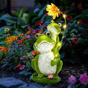 Solar Garden Statues Loving Frog Garden Decor Figurine Lights for Outside, Yard Decorations Outdoor Patio Decor, Housewarming Gifts for Mom, Women for Mothers Day